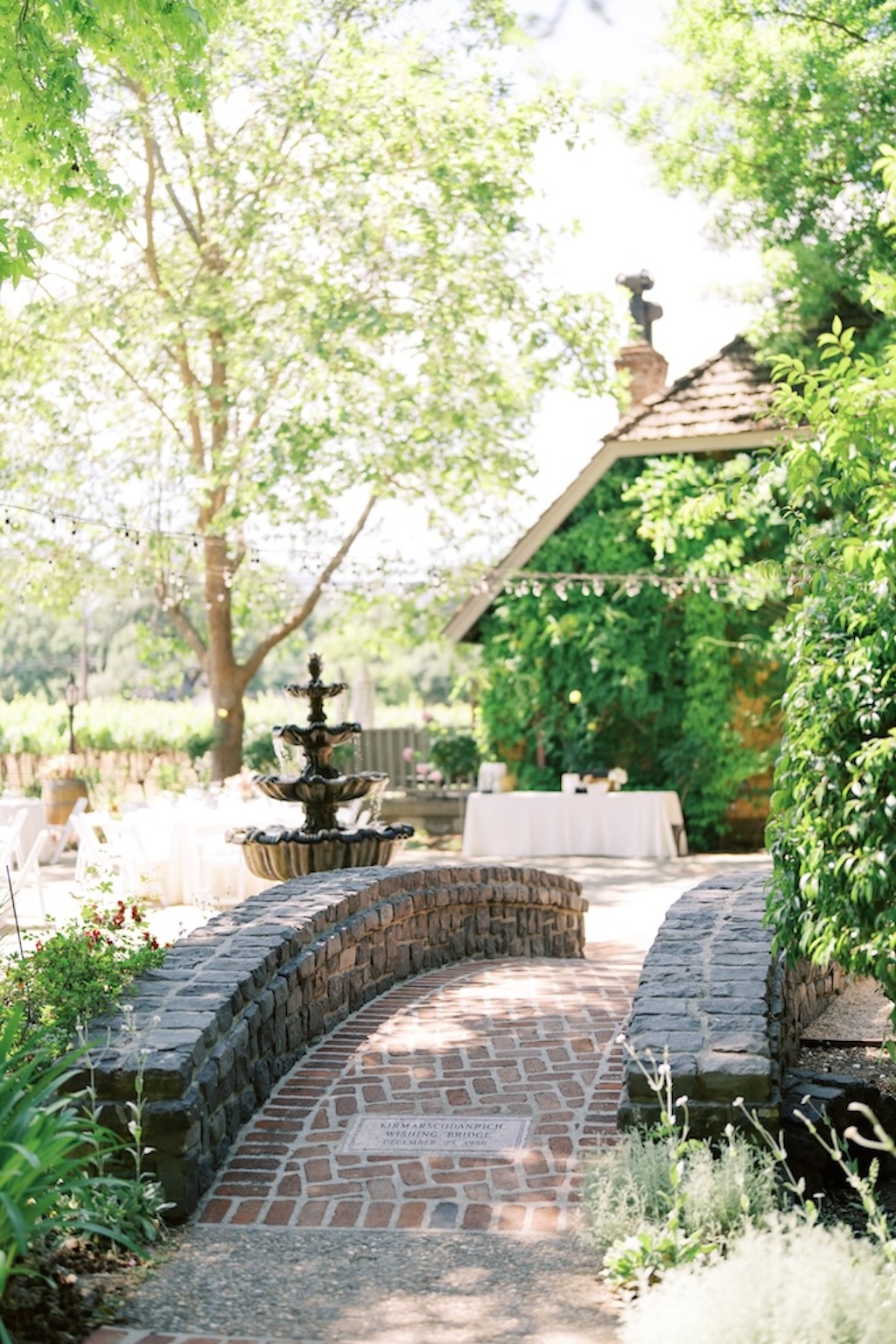 cute vintage inn in napa valley with vineyard wedding venue