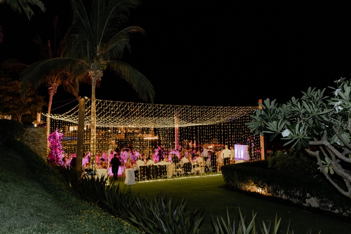 twinkle light canopy for outdoor wedding reception