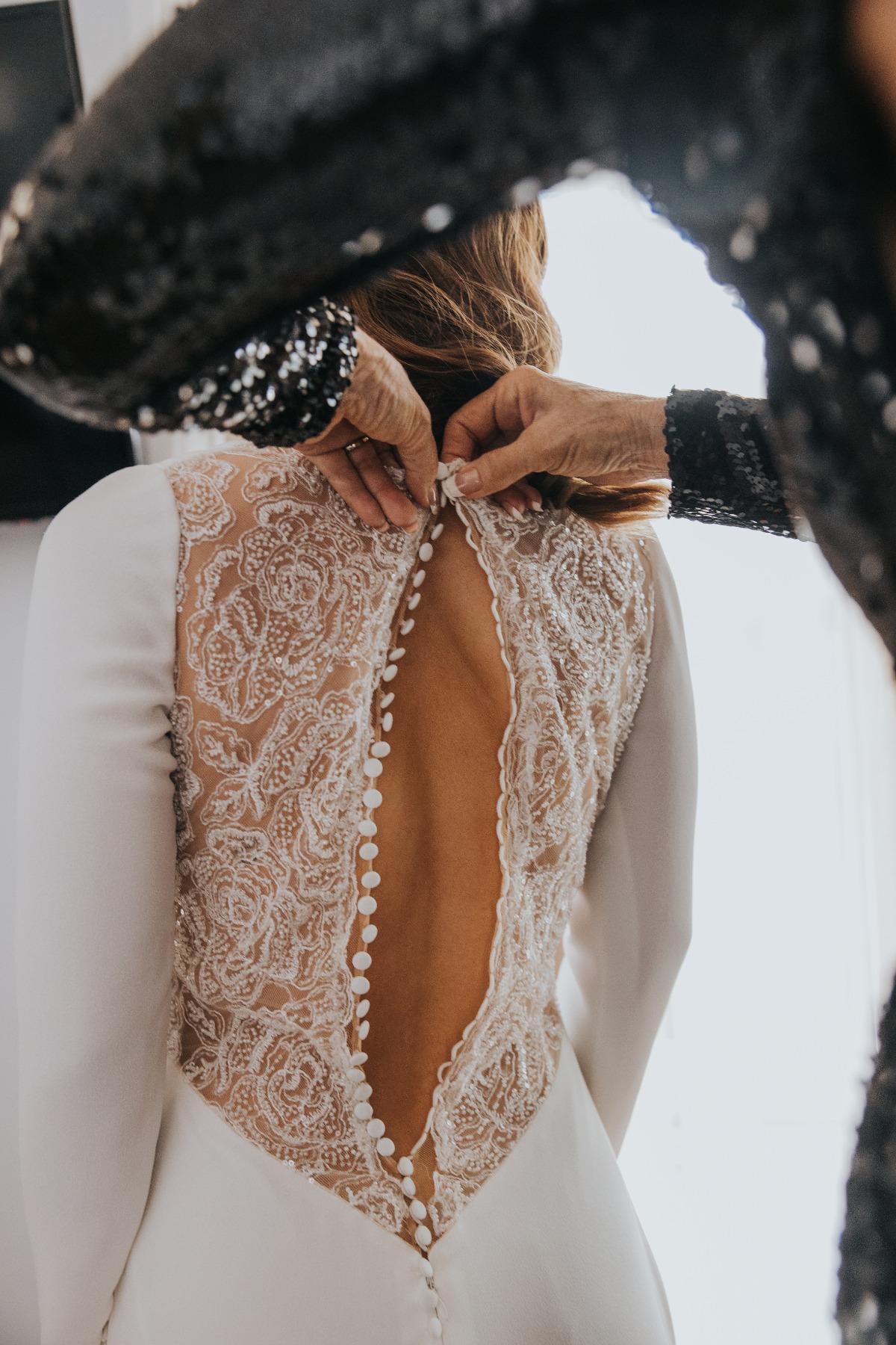 sexy lace back wedding dress with buttons