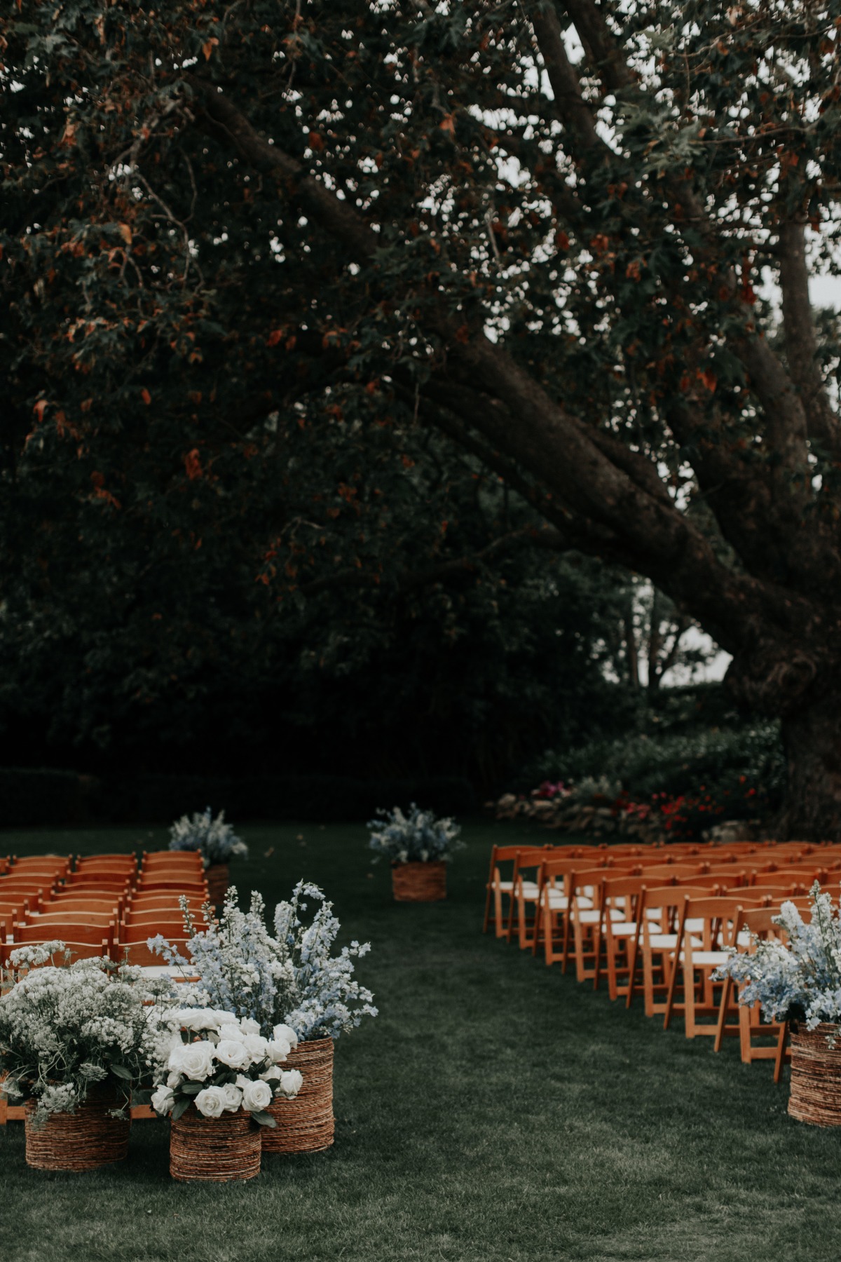 blue and white garden wedding inspiration