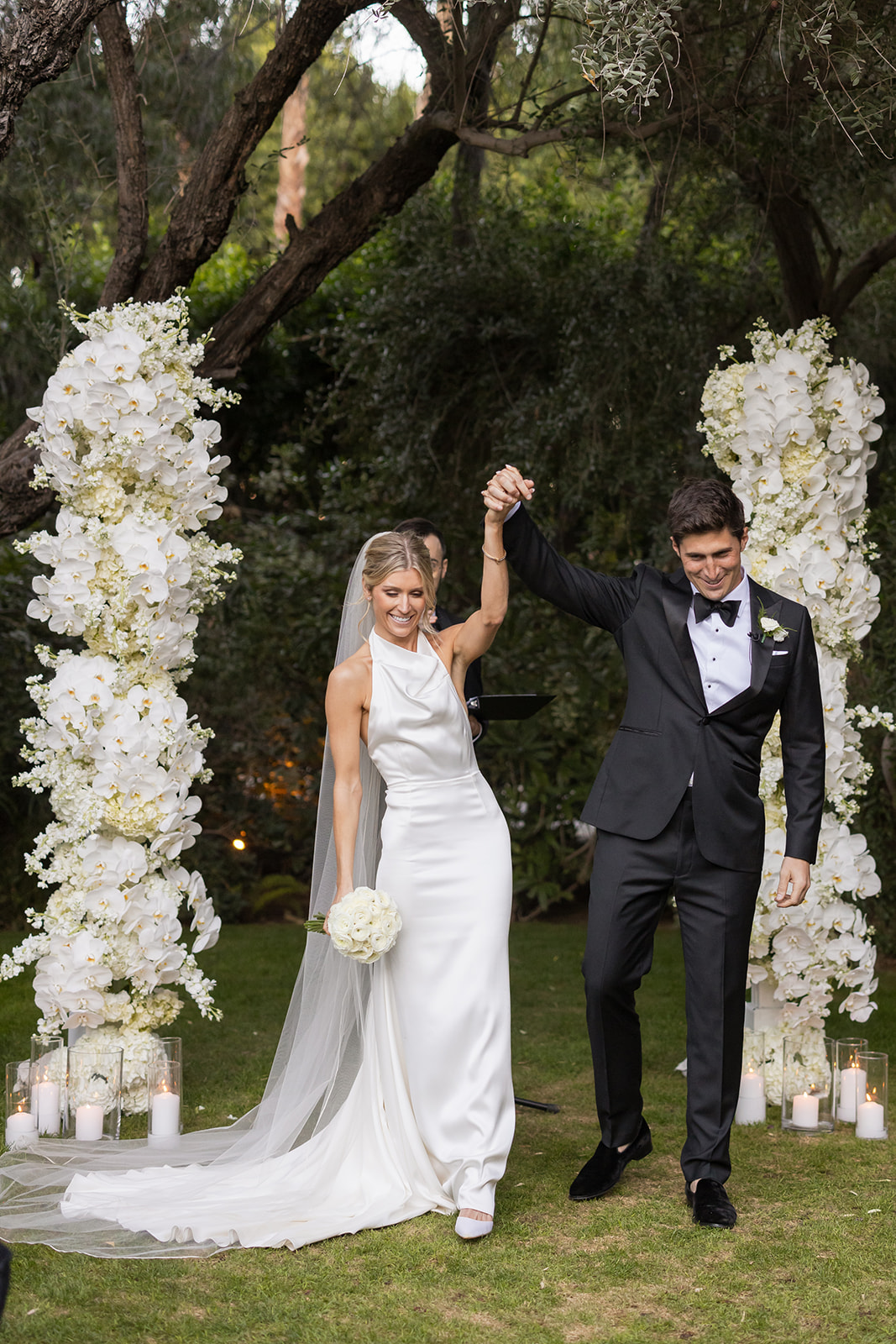 monochromatic outdoor wedding