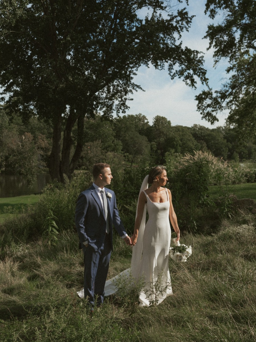 Sunny summer wedding in new jersey with an adorable flower dog