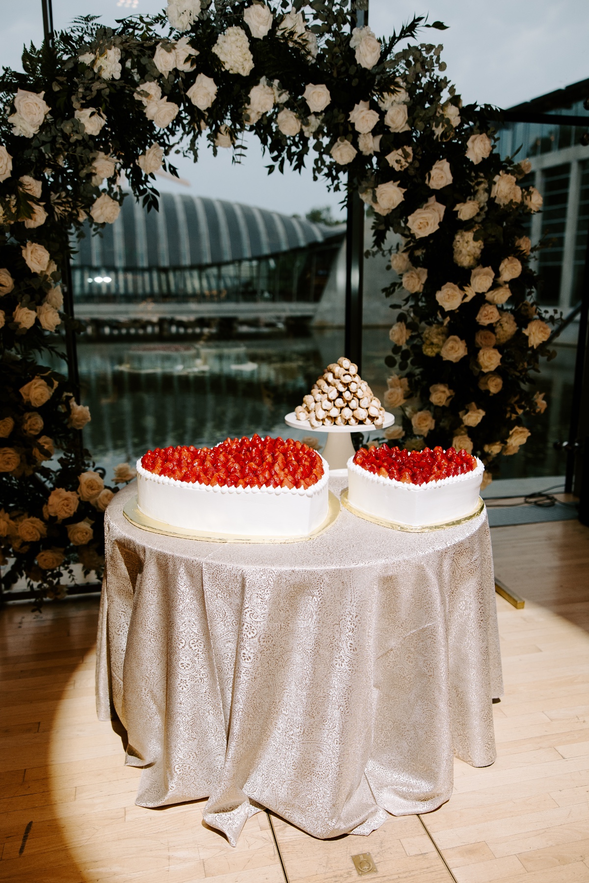 italian wedding dessert table