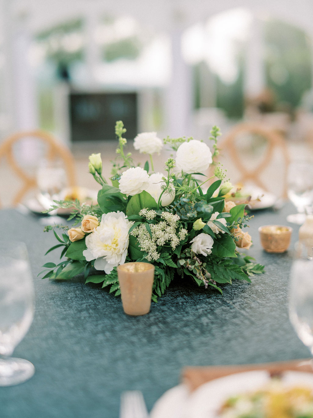 white green and peach wedding centerpieces