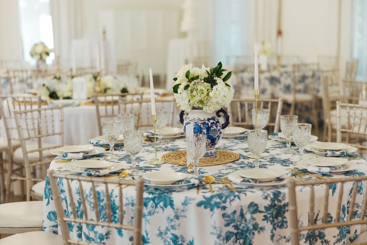 blue and white chinoiserie wedding reception ideas by with great love