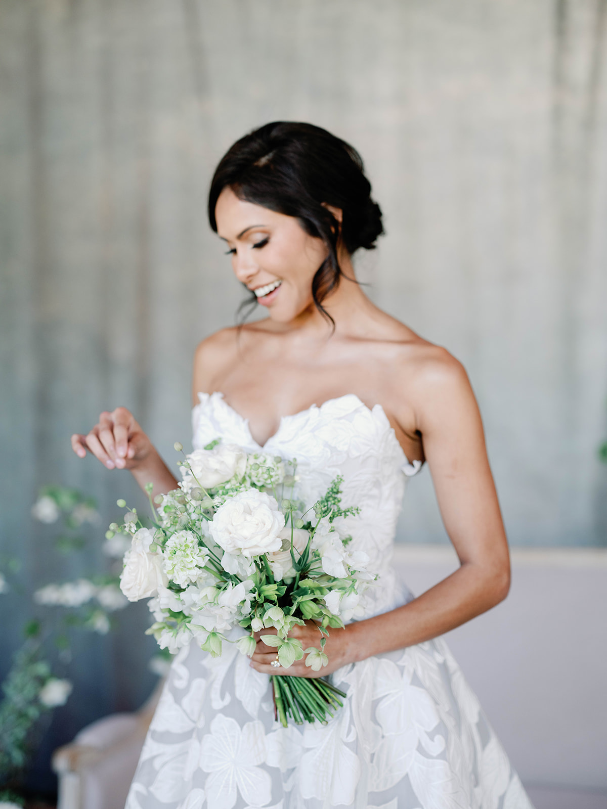 white wedding bouquet ideas