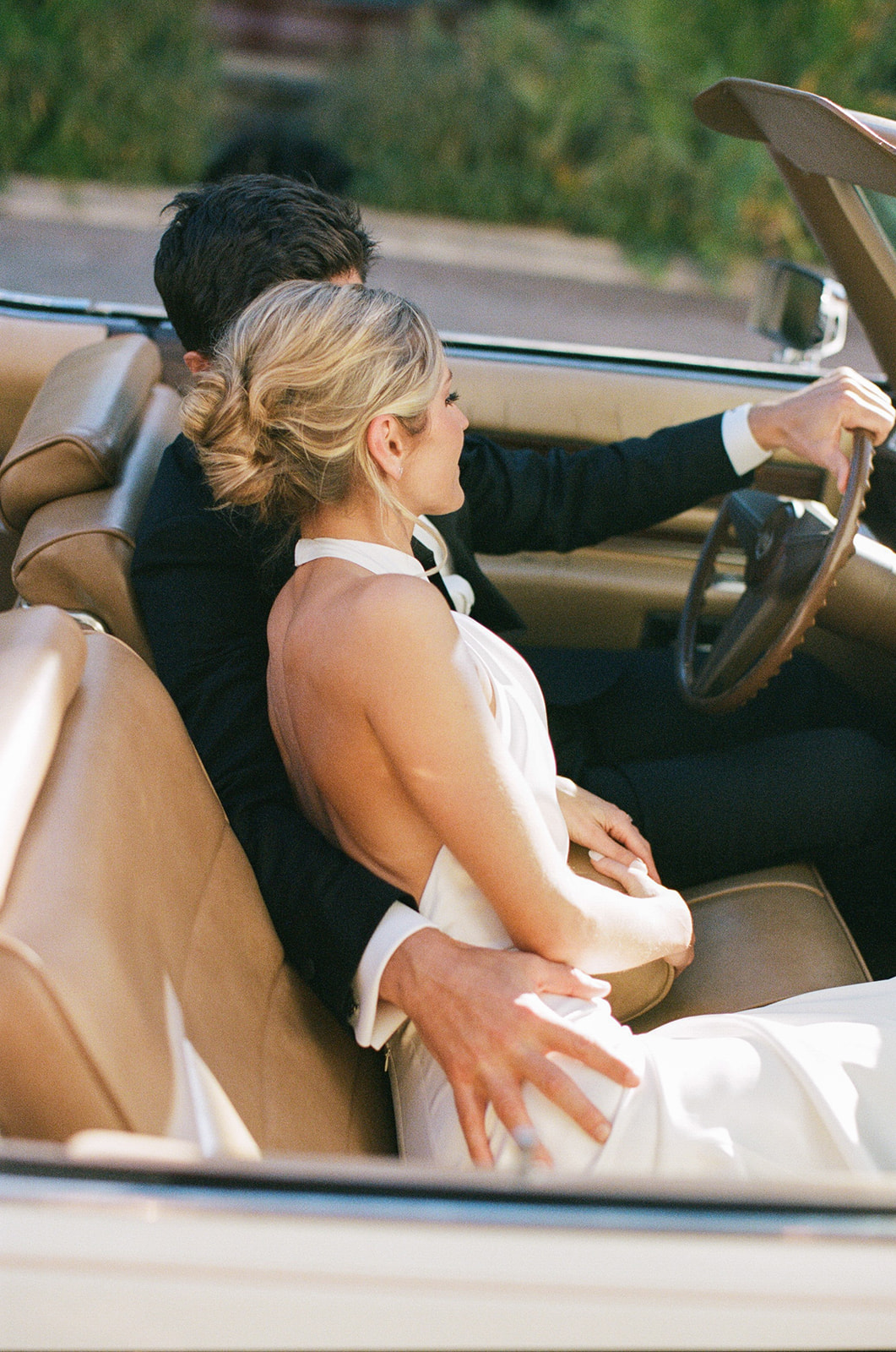 vintage car for wedding