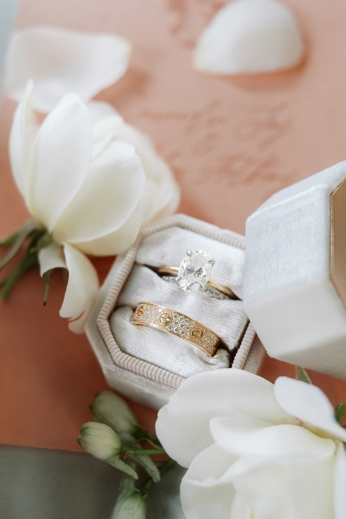 vintage inspired wedding set with cartier mens band