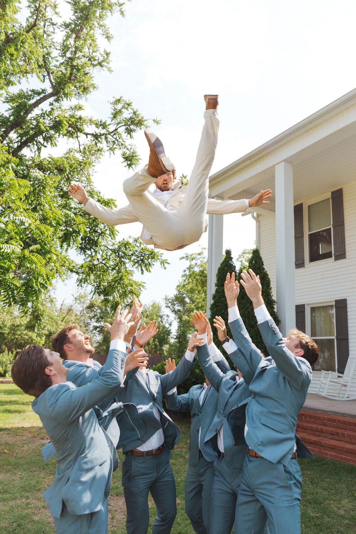 cool wedding groomsmen photo idea by with great love