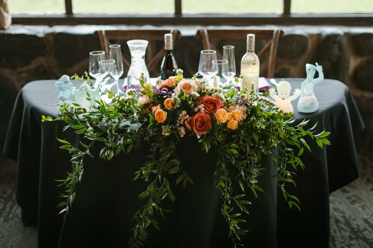 casper table decor