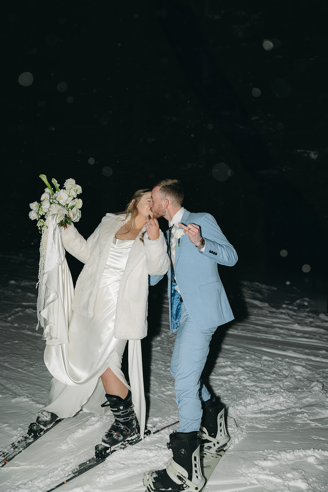 wedding portraits on skis