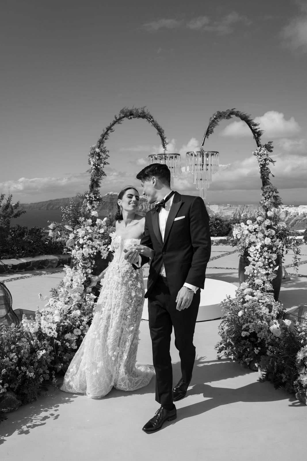 265-klassen_weddings_lichttrunken_destinationwedding_santorini_lifetimeaffair_265