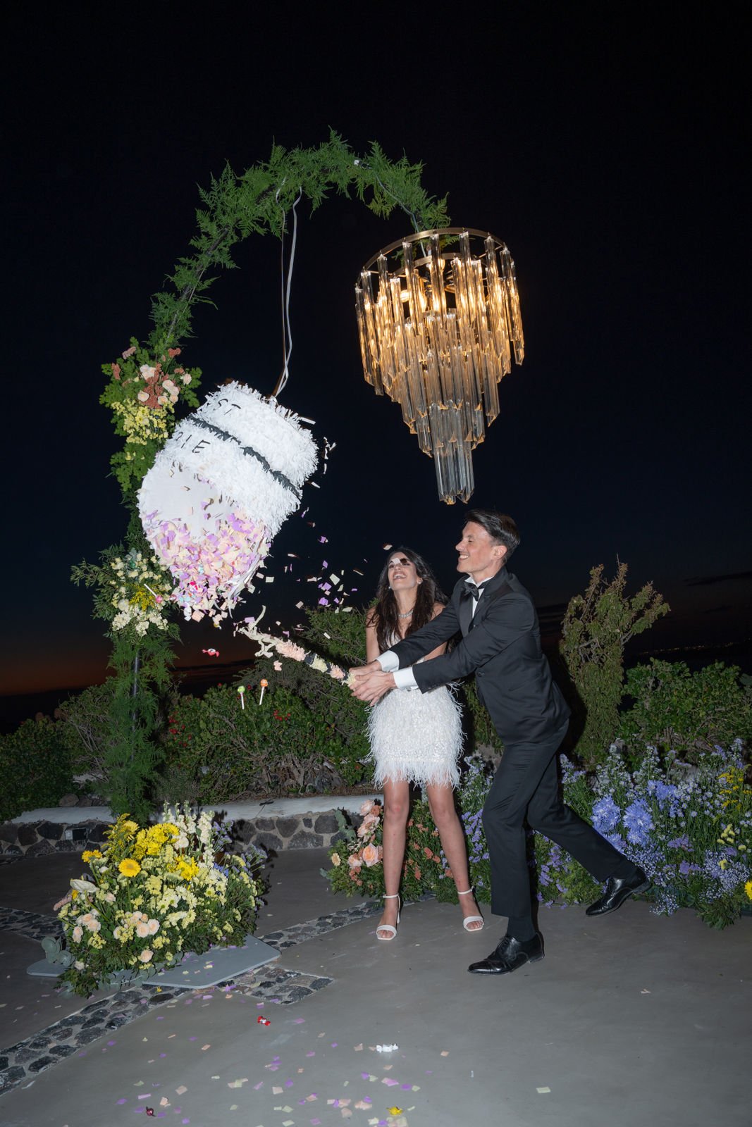 597-klassen_weddings_lichttrunken_destinationwedding_santorini_lifetimeaffair_597