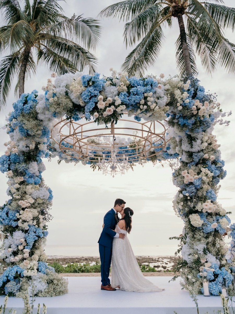 Real coral details were an ode to the ocean at this Phuket wedding