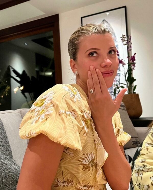 sofia richie engagement ring close up