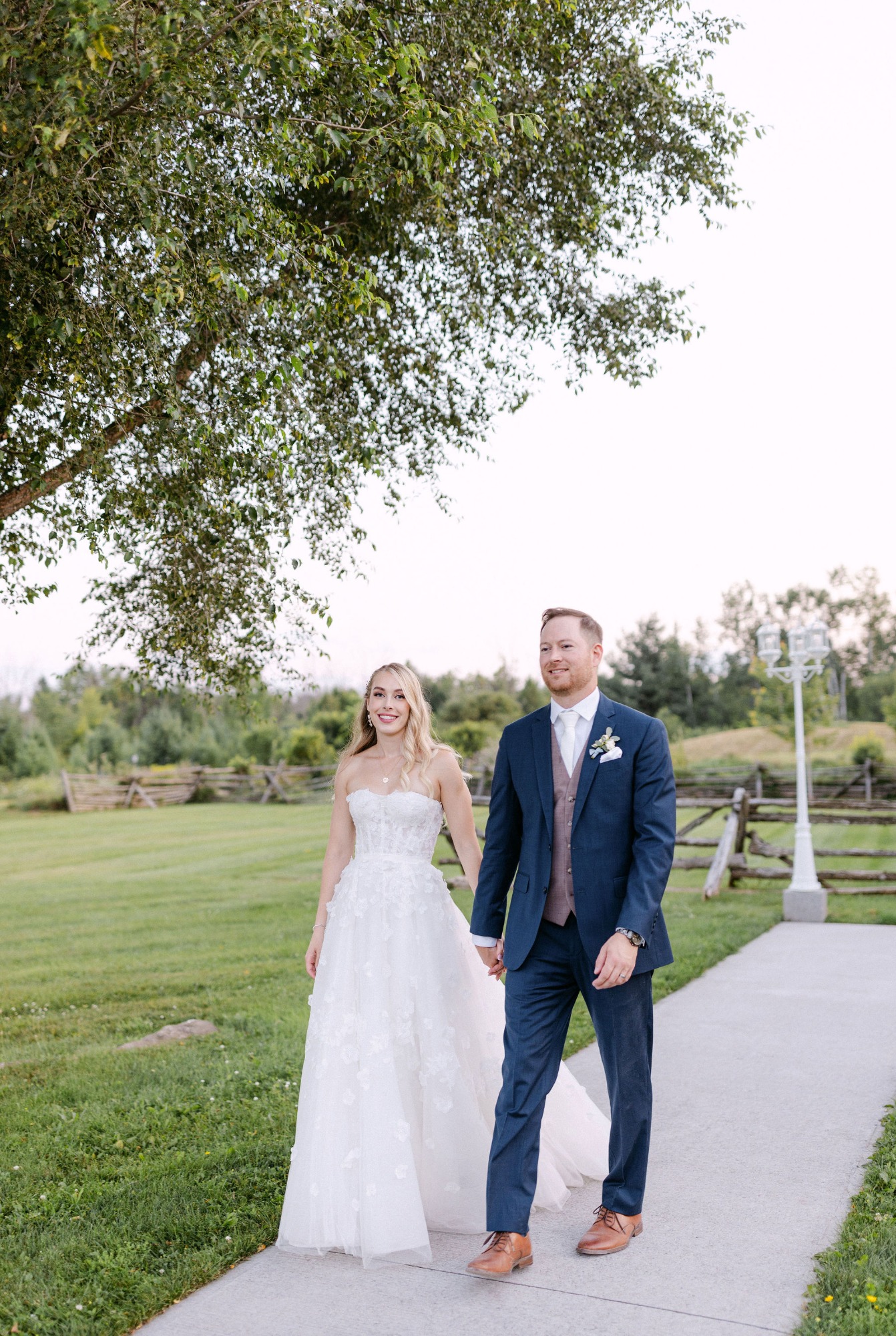 Kelsey-and-Brandon-Stonefields-Wedding-Enas-Photography-1040