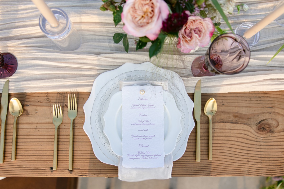 textured white place settings