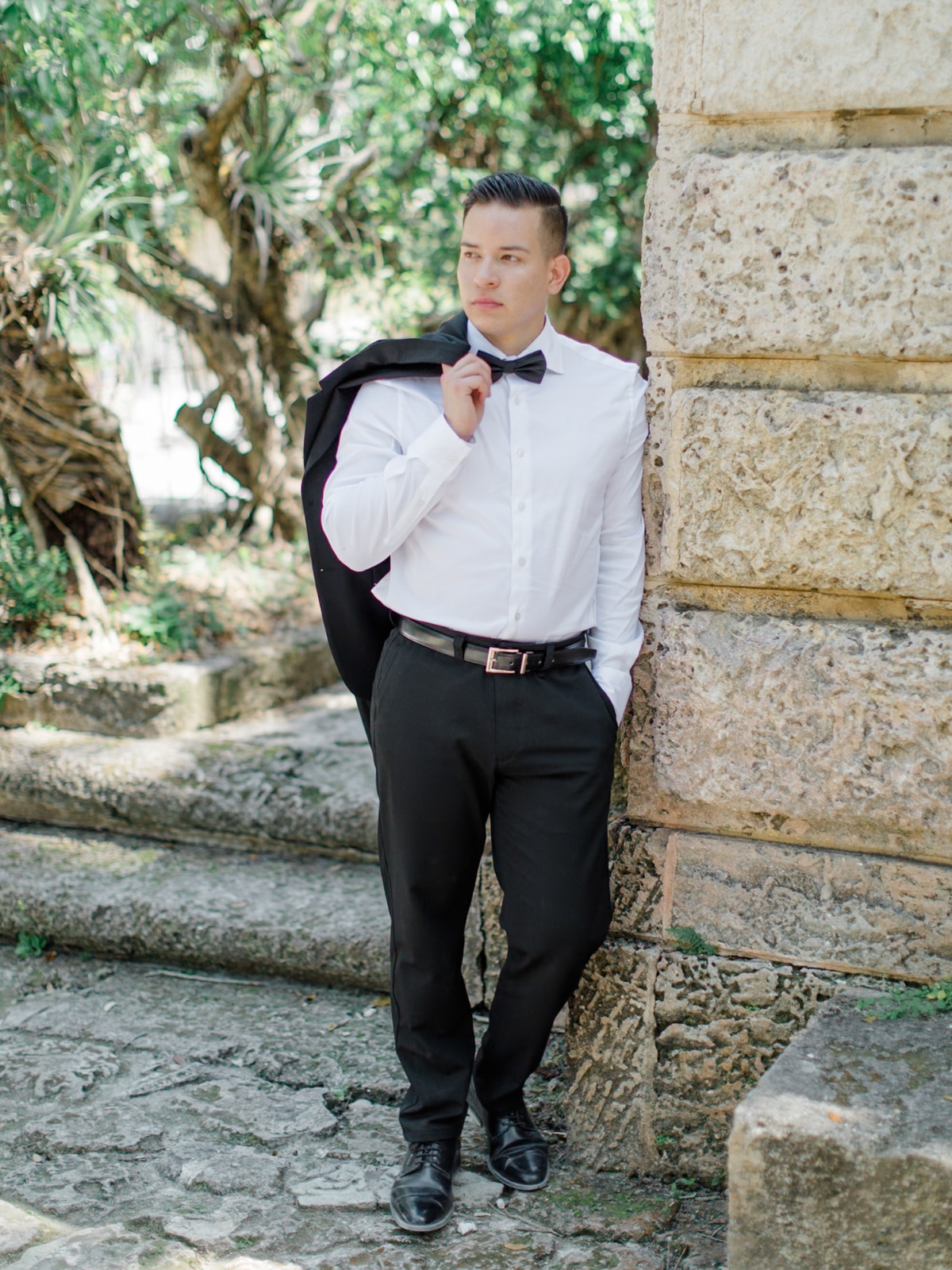 groom at wedding at vizcaya