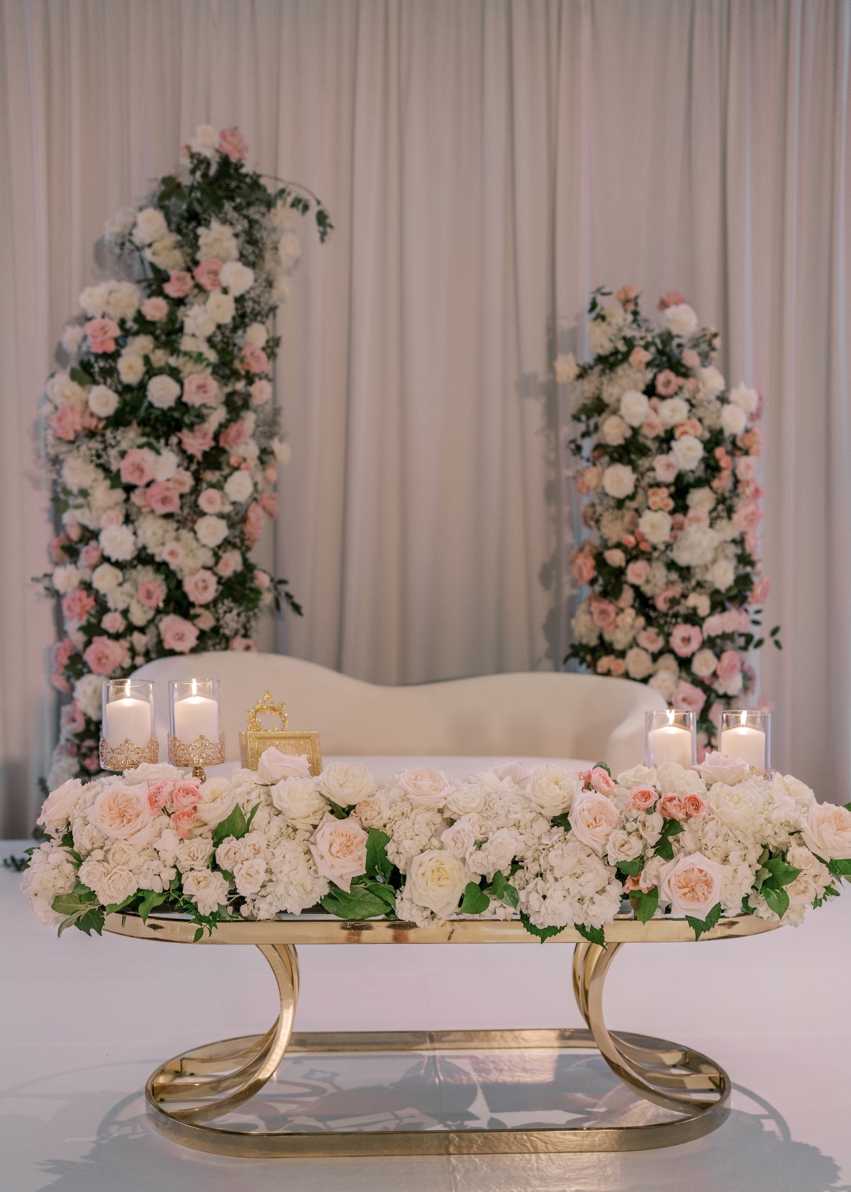 pink and white wedding inspiration