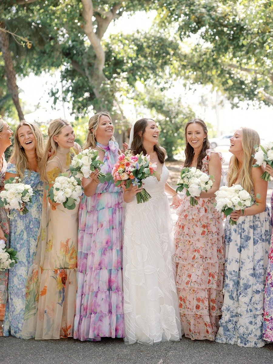 This colorful floridian wedding proves every couple needs a monogram