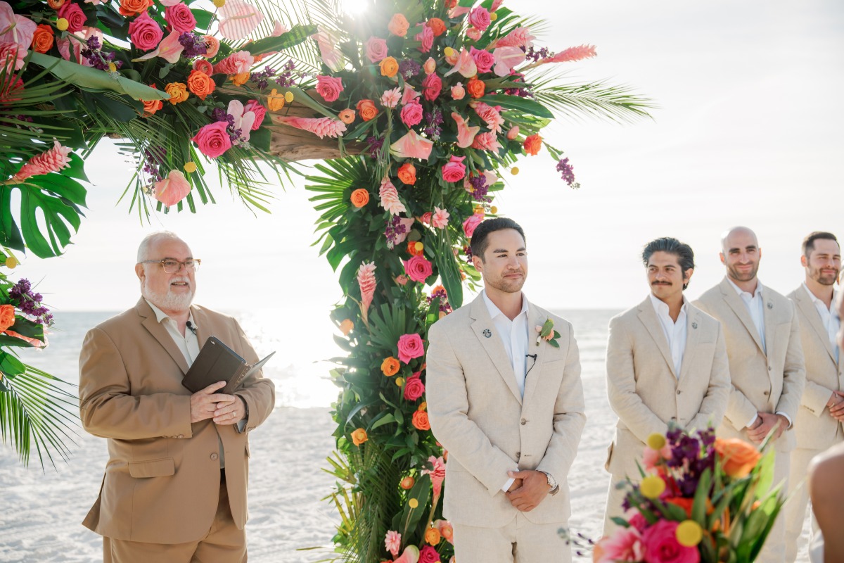 tropical wedding flowers