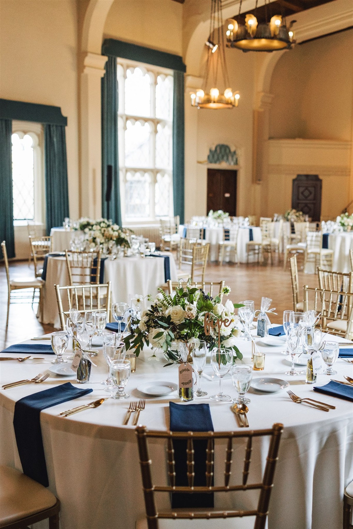 ivory and navy blue wedding ideas