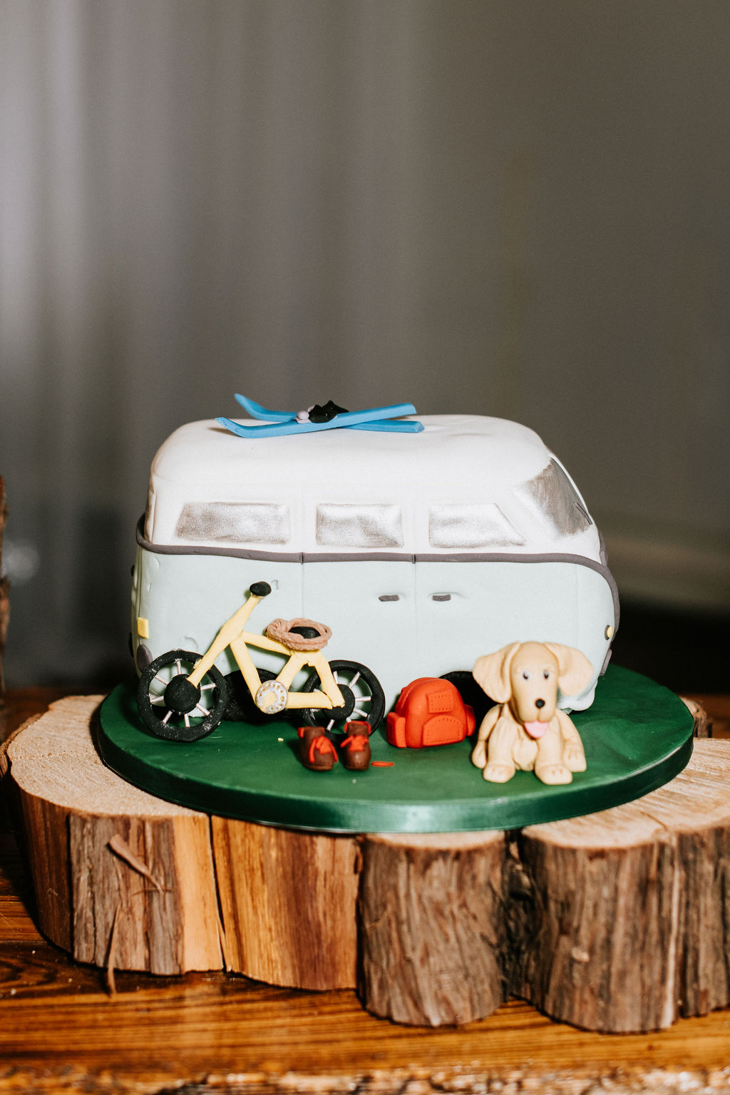 airstream groom's cake