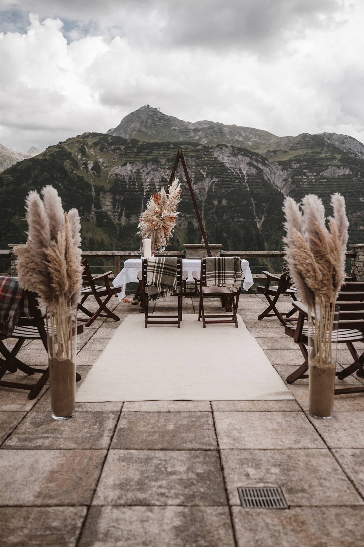 wedding in the alps at Hotel Goldener Berg