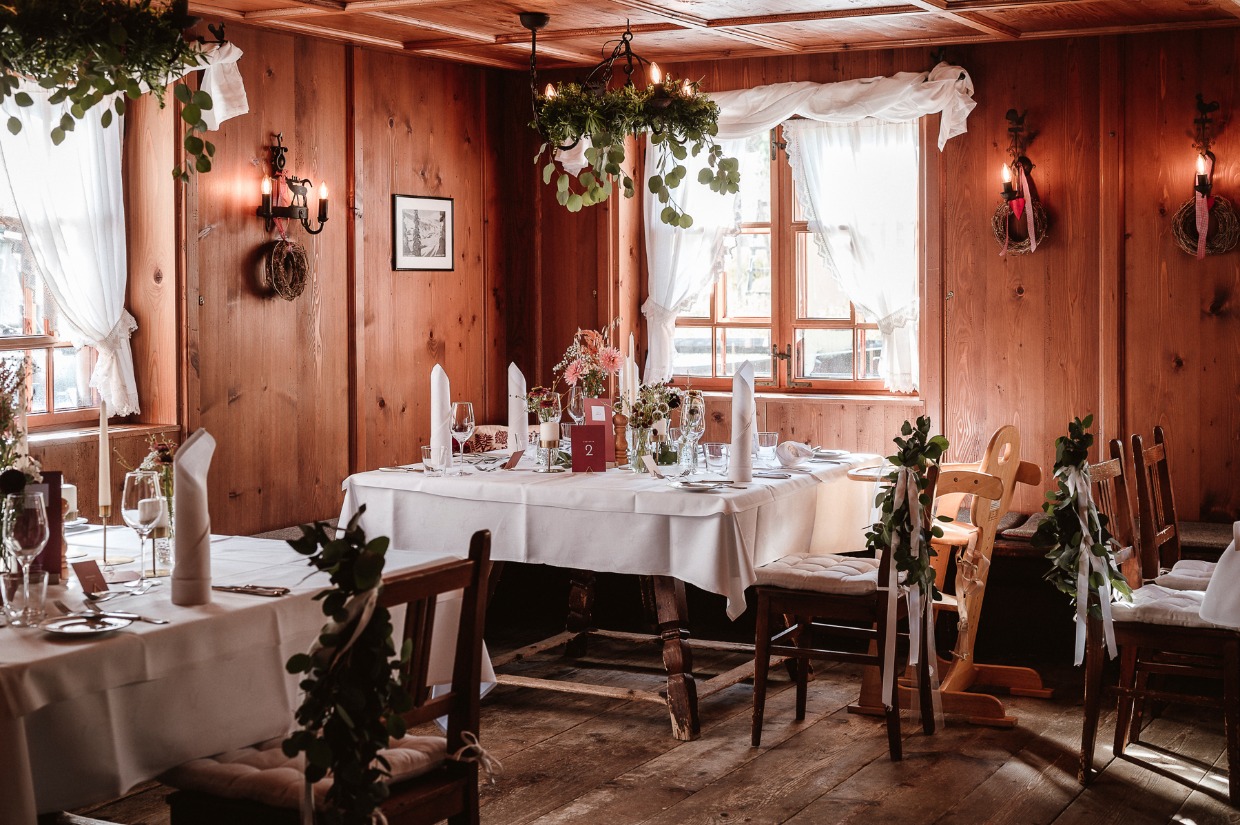 barn restaurant at Hotel Goldener Berg