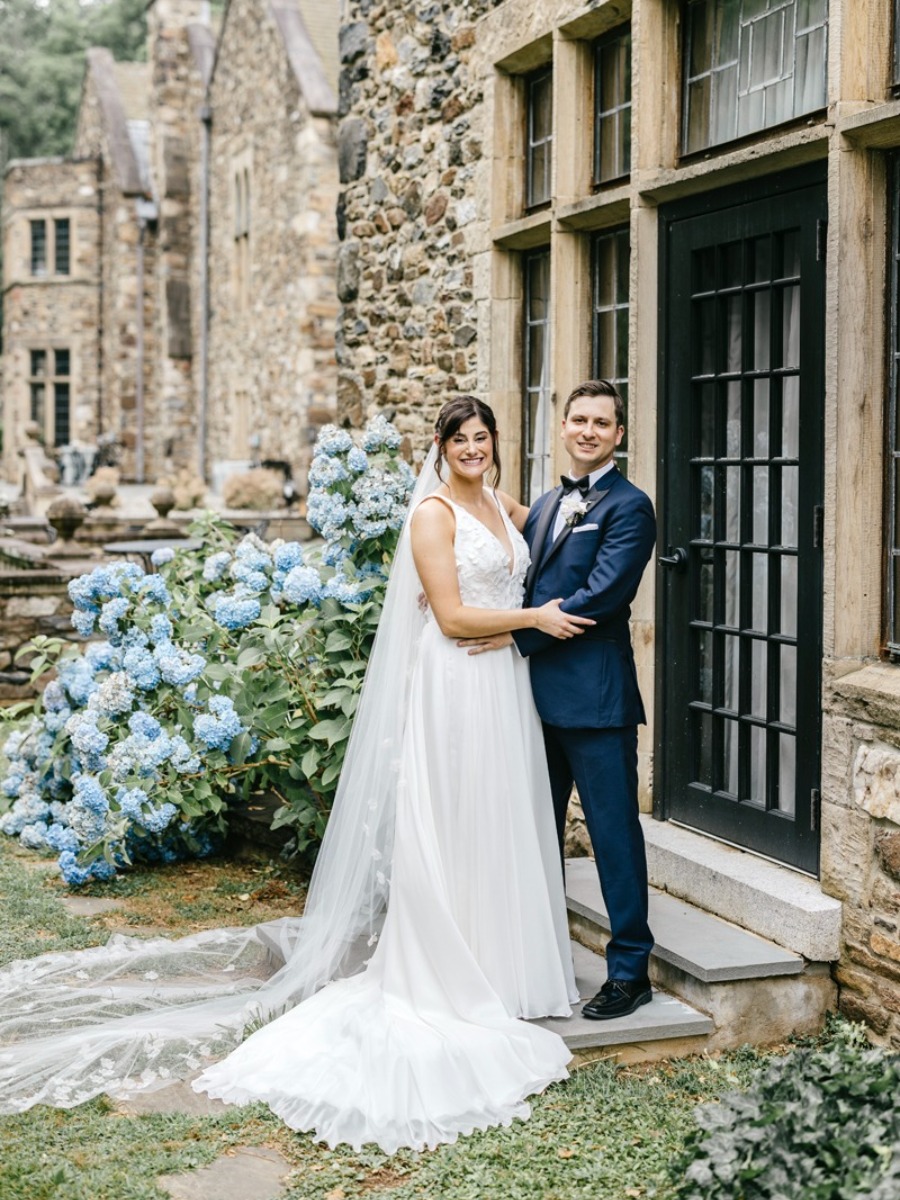 It was love-love at this tennis-inspired pressed wildflower wedding