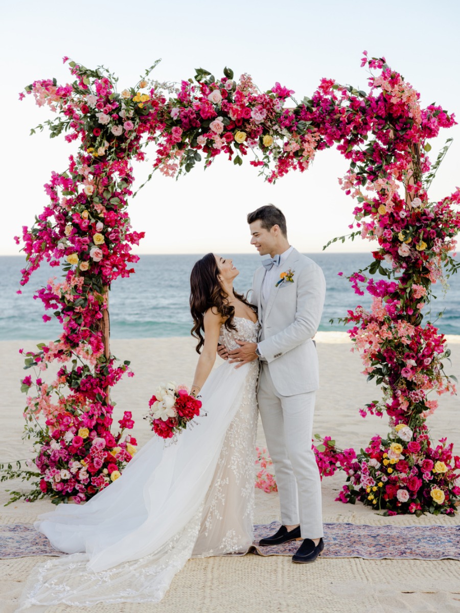 10 Easy Steps for Planning a Dream Wedding in Cabo San Lucas