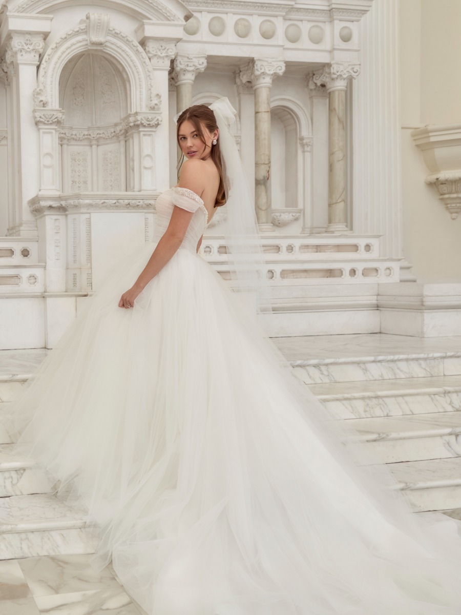 Casablanca bridal takes the coquette aesthetic to another level